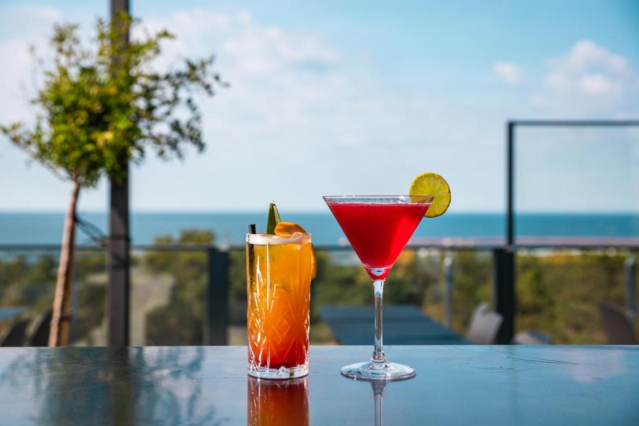 First Hotel Kokoloko VBY Zewnętrze zdjęcie